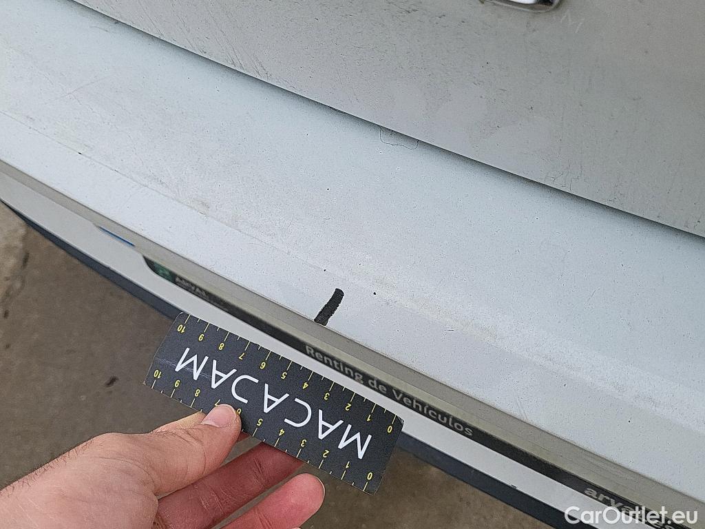  Volkswagen  Polo VOLKSWAGEN  / 2021 / 5P / berlina con portón Life 1.0 TSI 70kW (95CV) #25