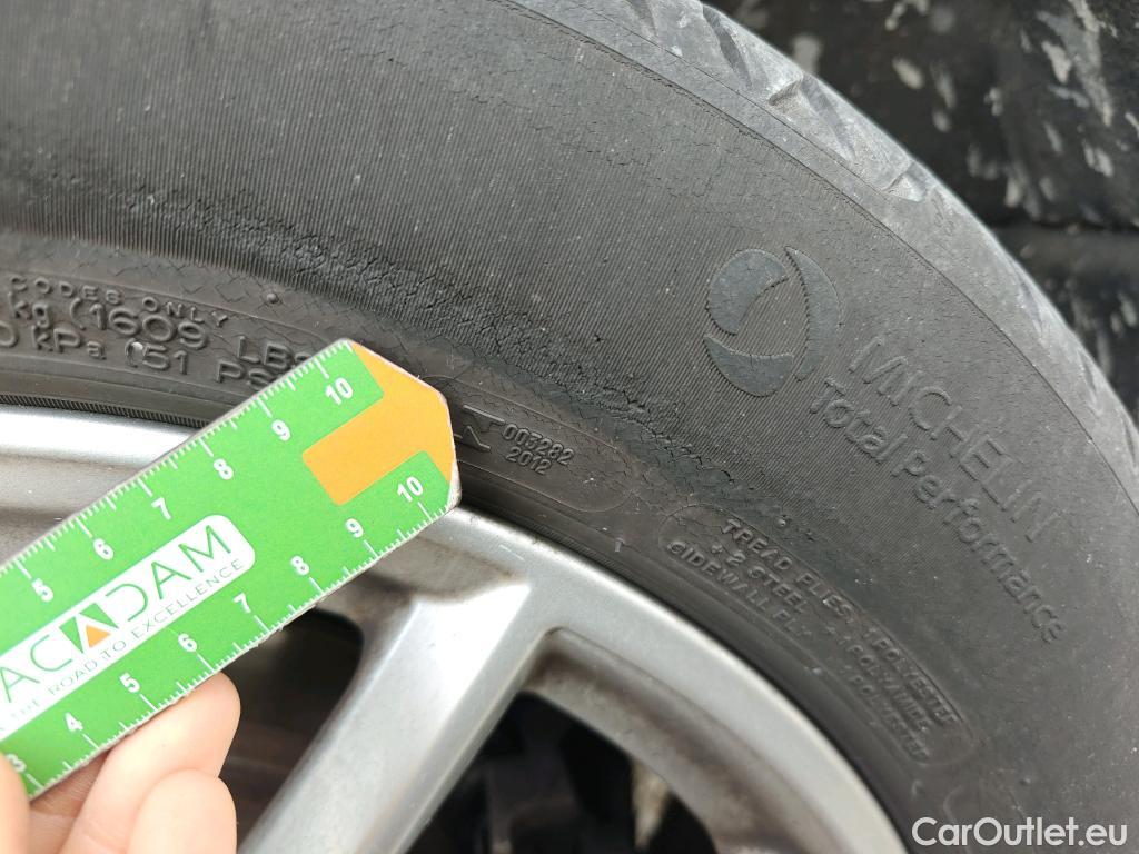  Bmw  X1 BMW  / 2019 / 5P / todoterreno sDrive16d #34