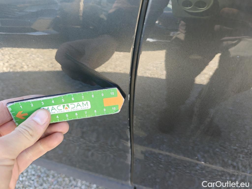  Bmw  X1 BMW  sDrive18i #10