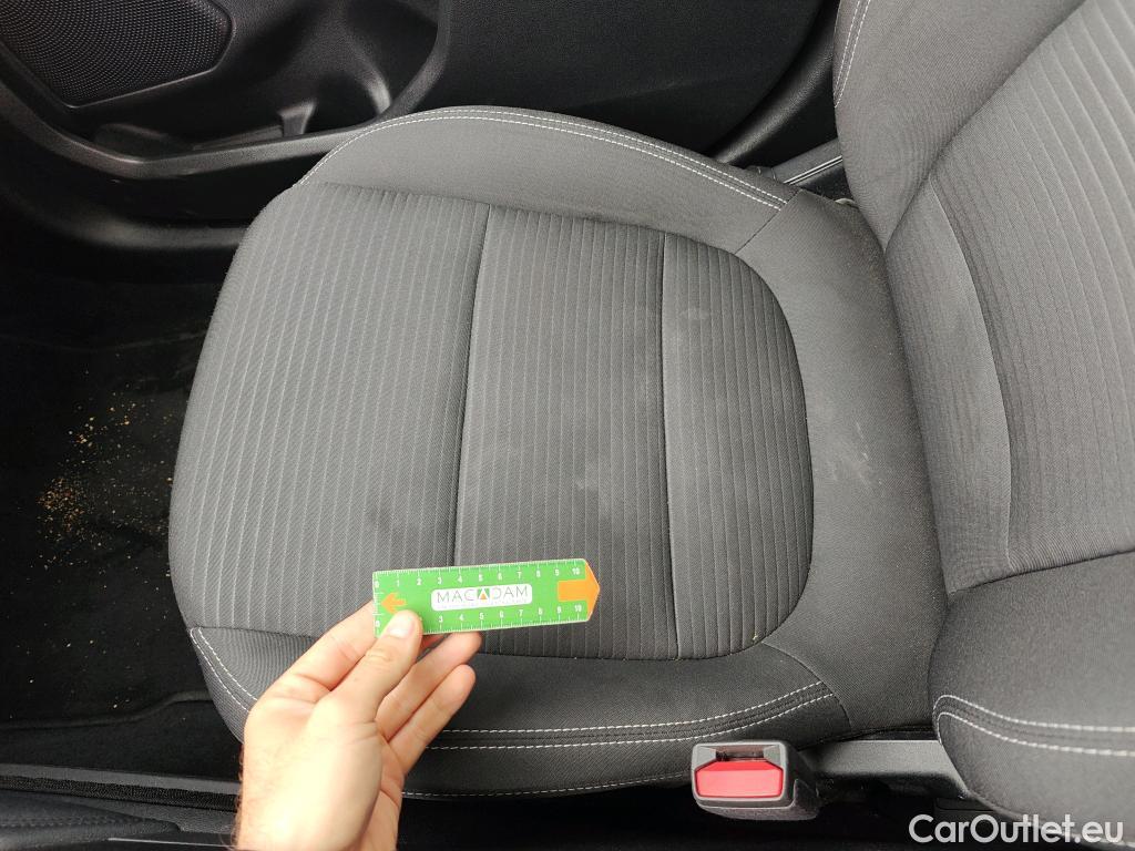  Ford  Kuga FORD  / 2019 / 5P / todoterreno Titanium 2.5 Duratec FHEV 140kW Auto #67