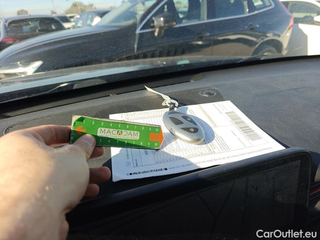  Hyundai  Konna HYUNDAI Kona / 2023 / 5P / todoterreno 1.6 GDi HEV N Line DCT #3