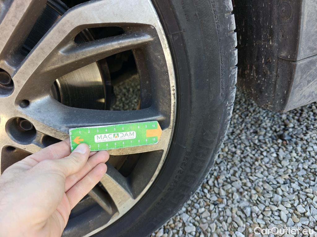  Bmw  X1 BMW  sDrive18i #23