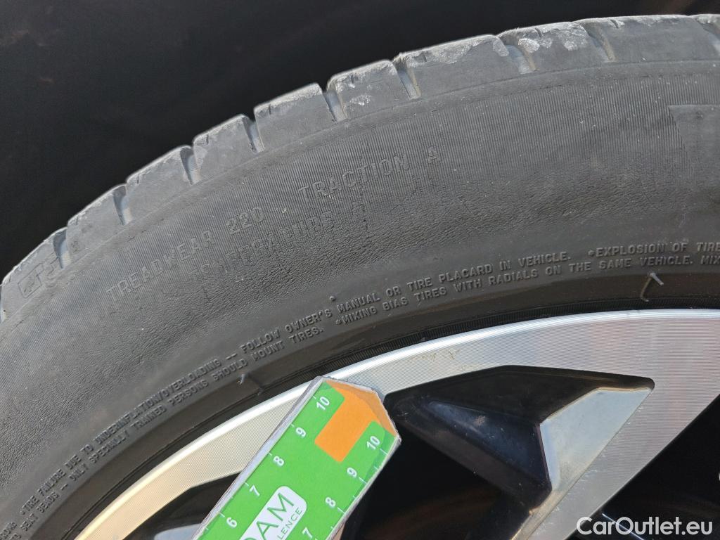  Hyundai   Ioniq HYUNDAI 5 / 2021 / 5P / todoterreno 73KWH 160KW Energy RWD #31