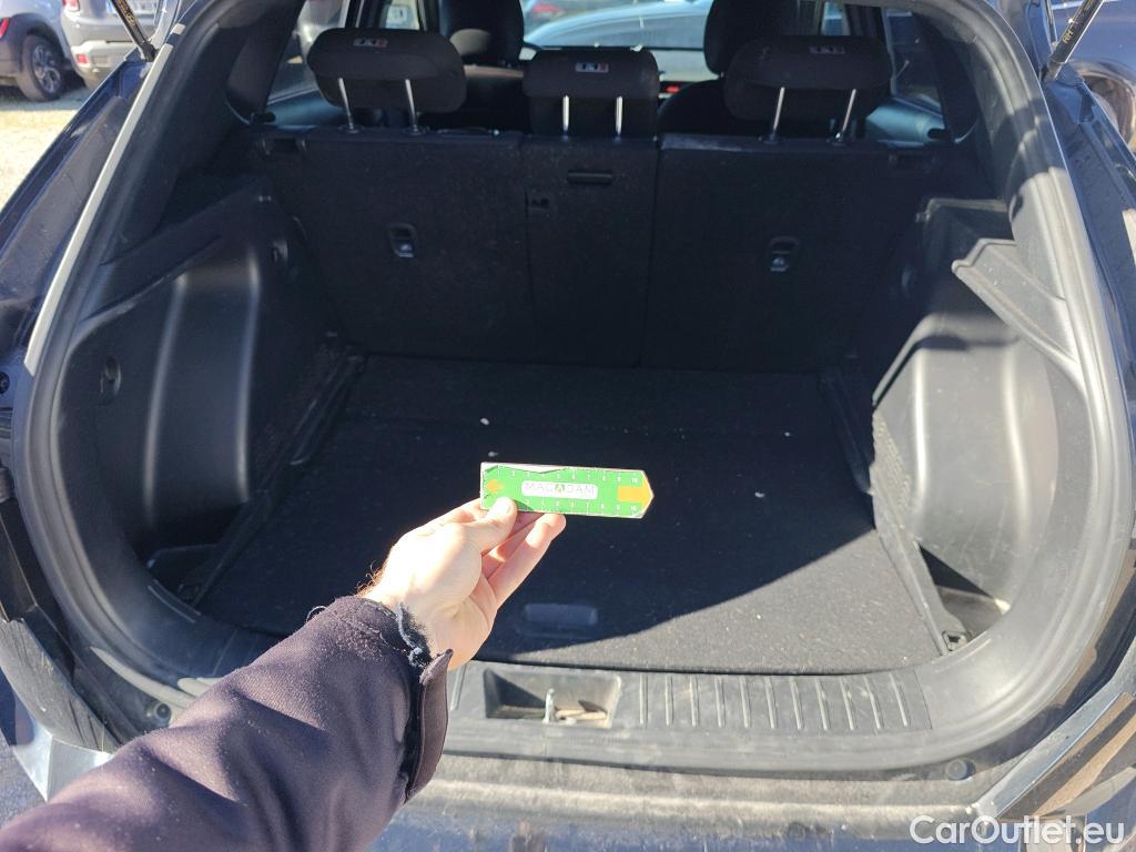  Hyundai  Konna HYUNDAI Kona / 2023 / 5P / todoterreno 1.6 GDi HEV N Line DCT #2