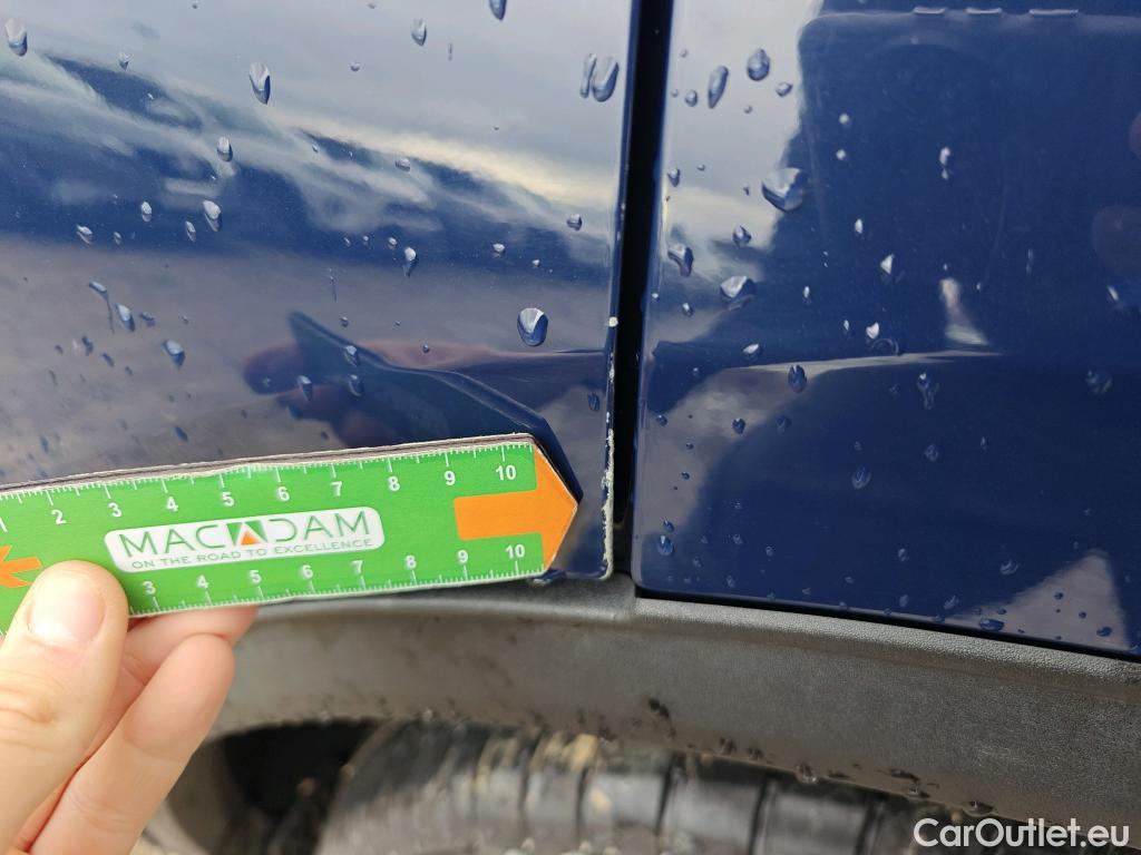  Ford  Kuga FORD  / 2019 / 5P / todoterreno Titanium 2.5 Duratec FHEV 140kW Auto #15