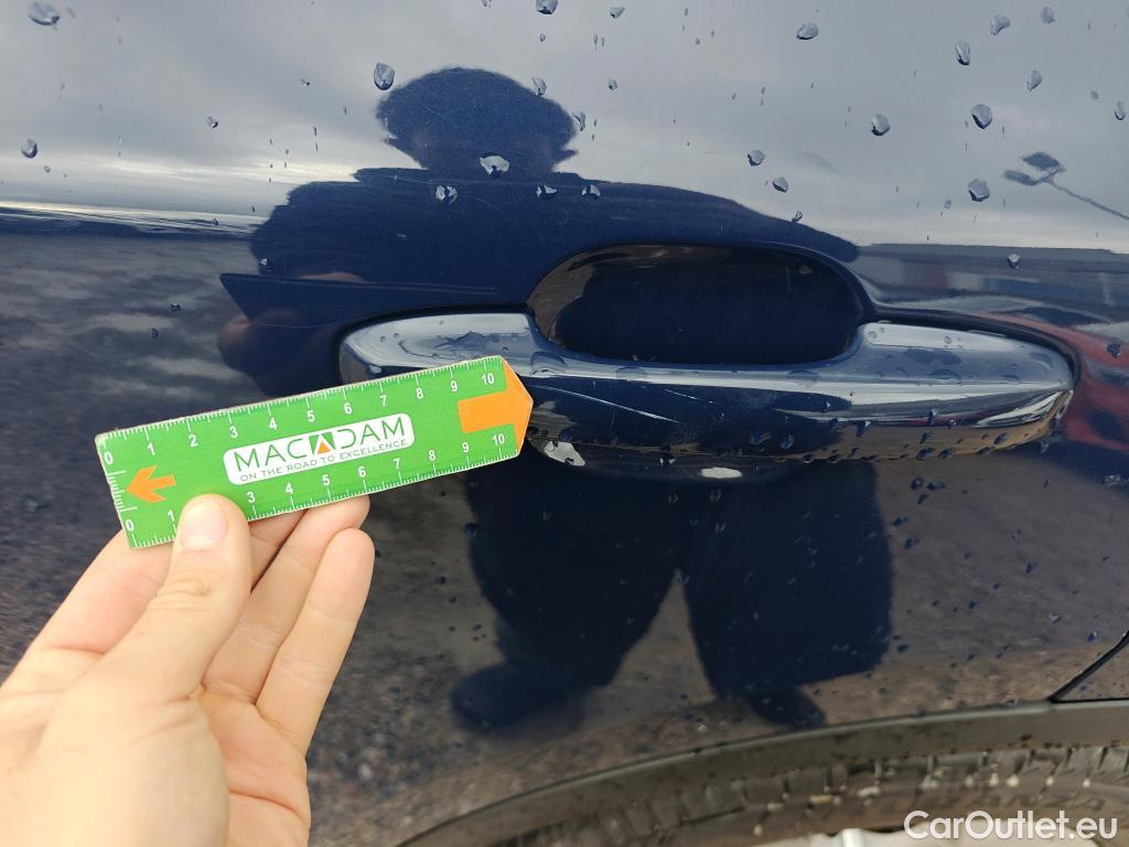  Ford  Kuga FORD  / 2019 / 5P / todoterreno Titanium 2.5 Duratec FHEV 140kW Auto #42