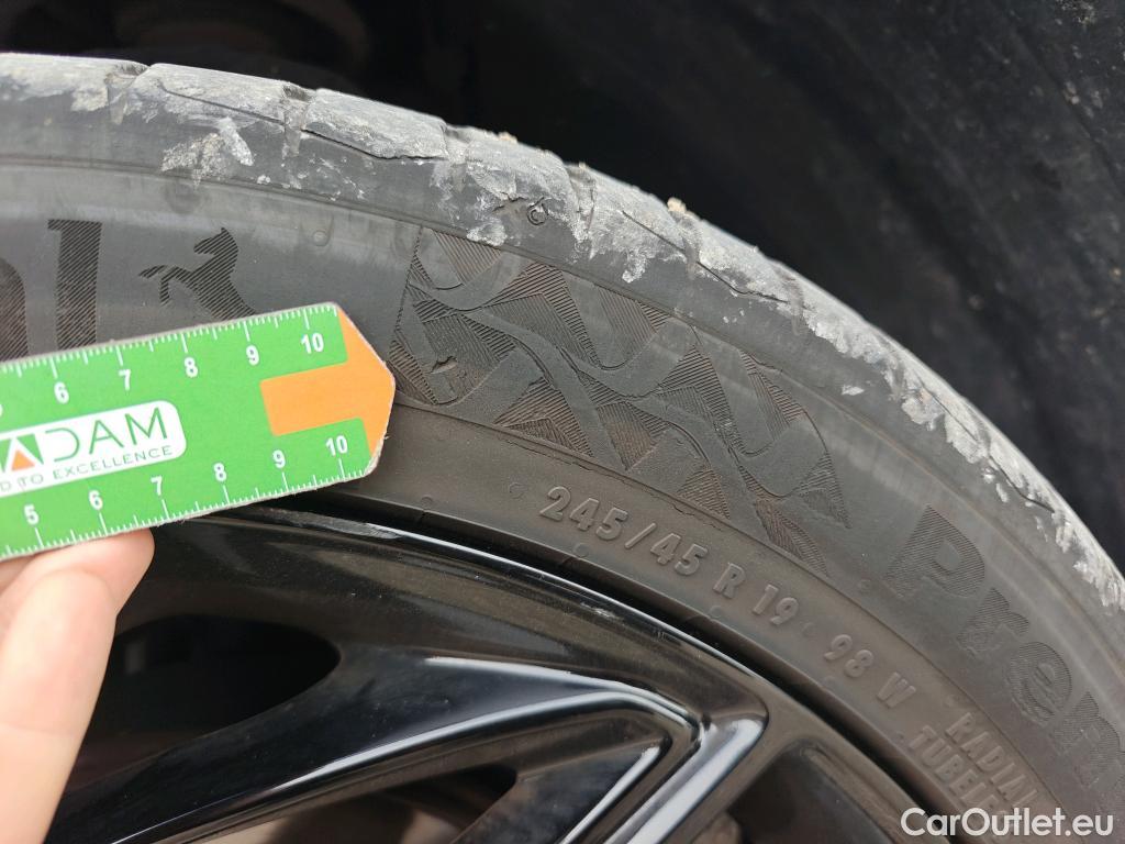  Hyundai  Tucson HYUNDAI  / 2018 / 5P / todoterreno 1.6CRDI 100kW (136CV) 48V N-Line DCT 4X2 #8