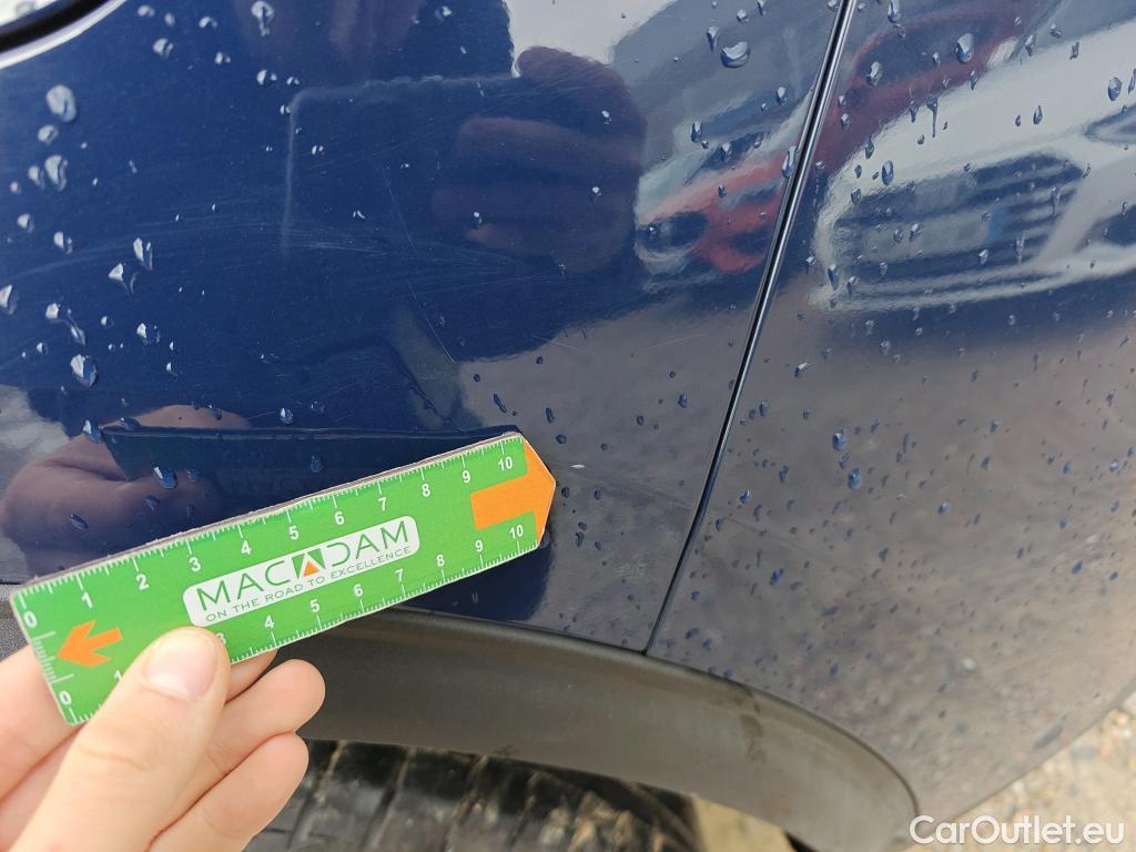  Ford  Kuga FORD  / 2019 / 5P / todoterreno Titanium 2.5 Duratec FHEV 140kW Auto #48