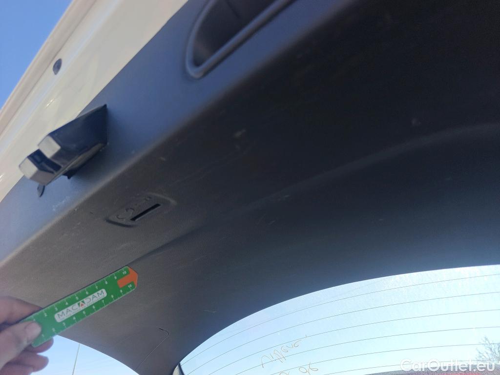  Hyundai  Konna HYUNDAI Kona / 2020 / 5P / todoterreno 1.6 GDI HEV Maxx DCT #1