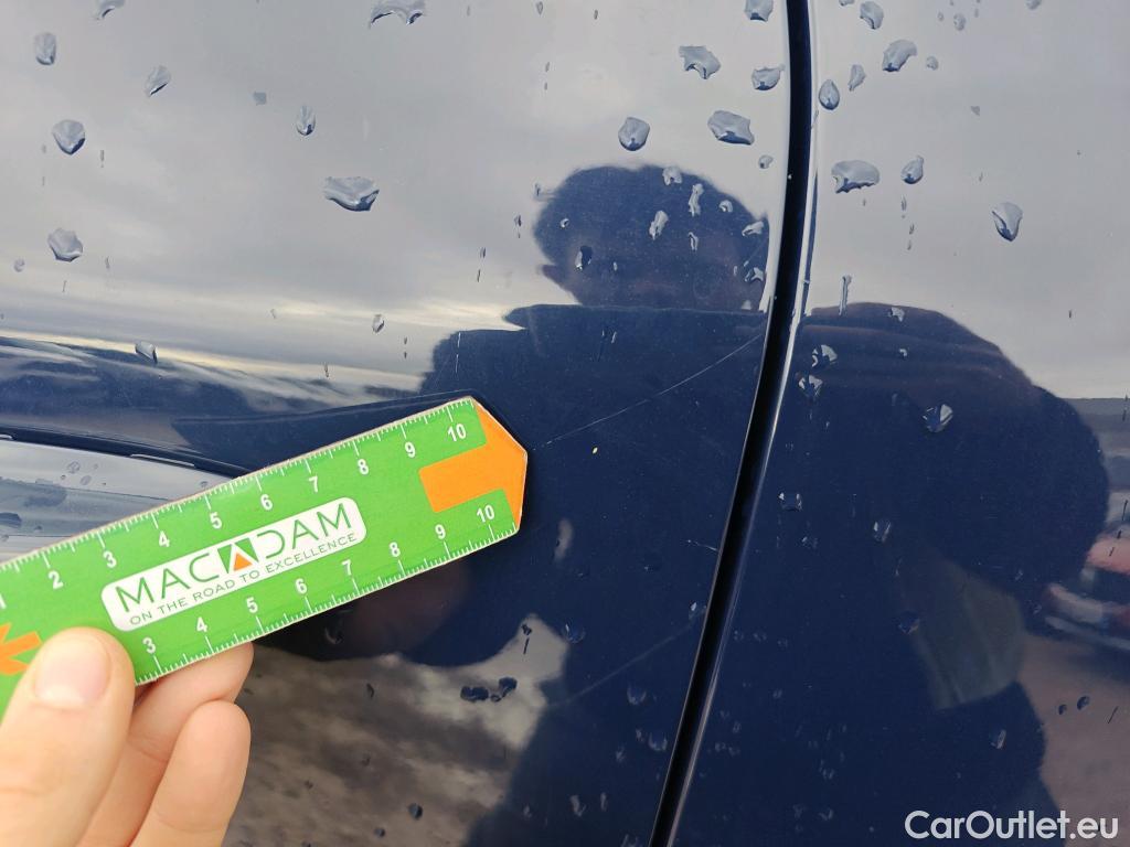  Ford  Kuga FORD  / 2019 / 5P / todoterreno Titanium 2.5 Duratec FHEV 140kW Auto #16