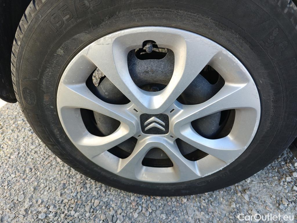  Citroen  C3 CITROEN  / 2016 / 5P / berlina con portón BlueHDi 73KW (100CV) S&S FEEL #50