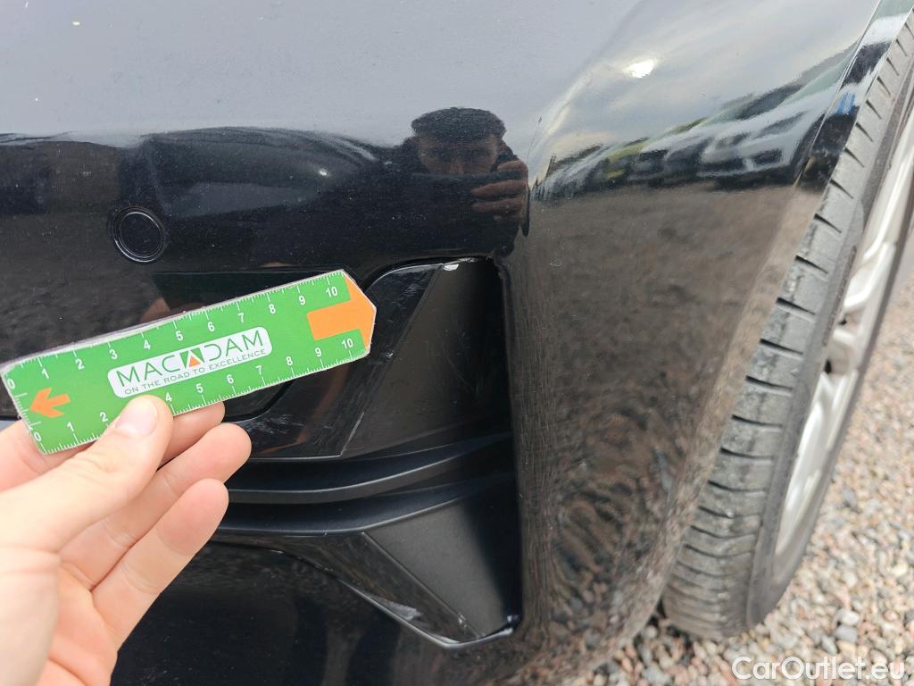  Bmw  Serie 3 BMW  / 2019 / 5P / familiar 318d Auto.Touring #24