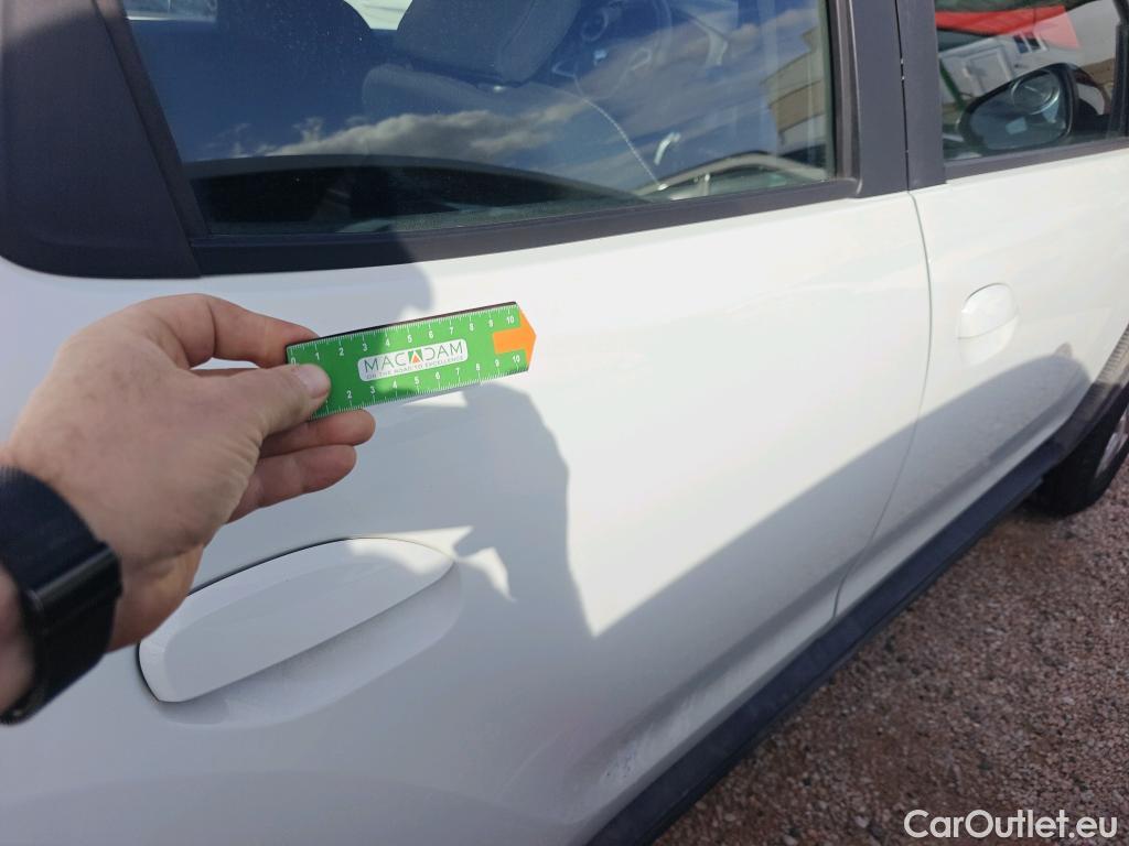  Dacia  Duster DACIA  / 2018 / 5P / todoterreno Comfort TCE 74kW(100CV) ECO-G 4X2 #18