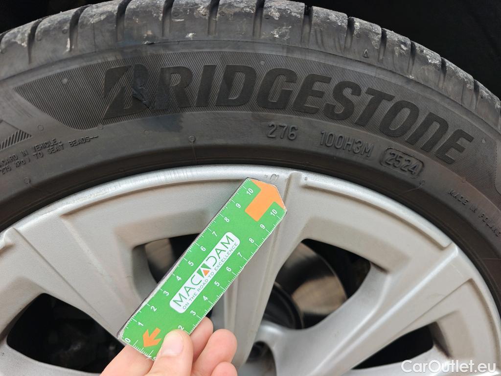  Bmw  Serie 3 BMW  / 2019 / 5P / familiar 318d Auto.Touring #34