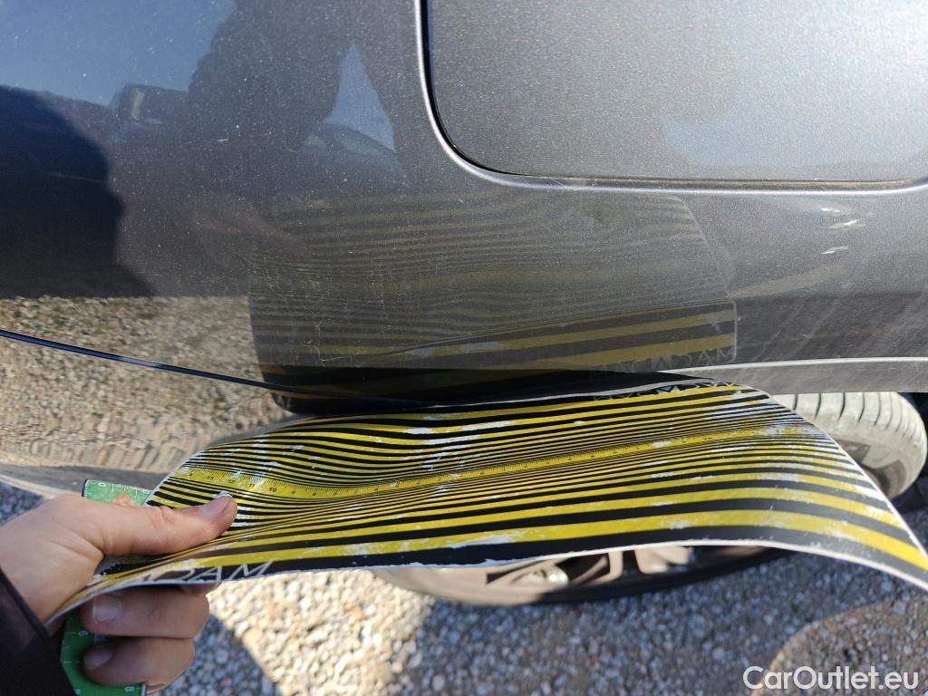  Bmw  X1 BMW  sDrive18i #13