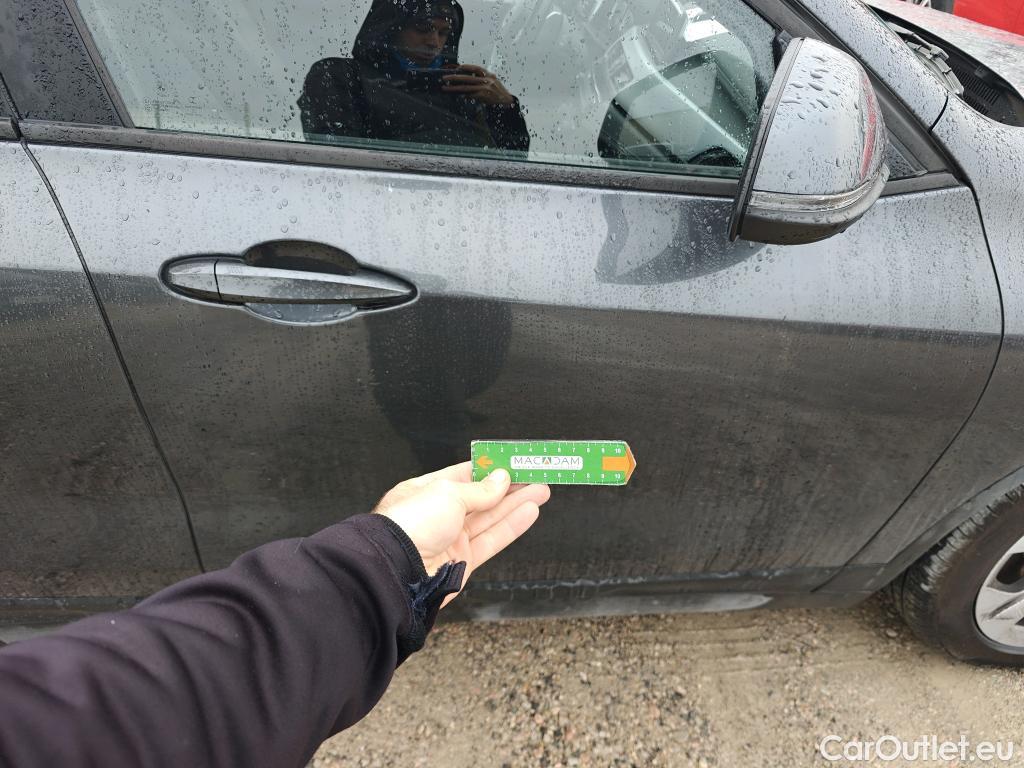  Bmw  X2 BMW  / 2017 / 5P / todoterreno sDrive18d (AC) #27