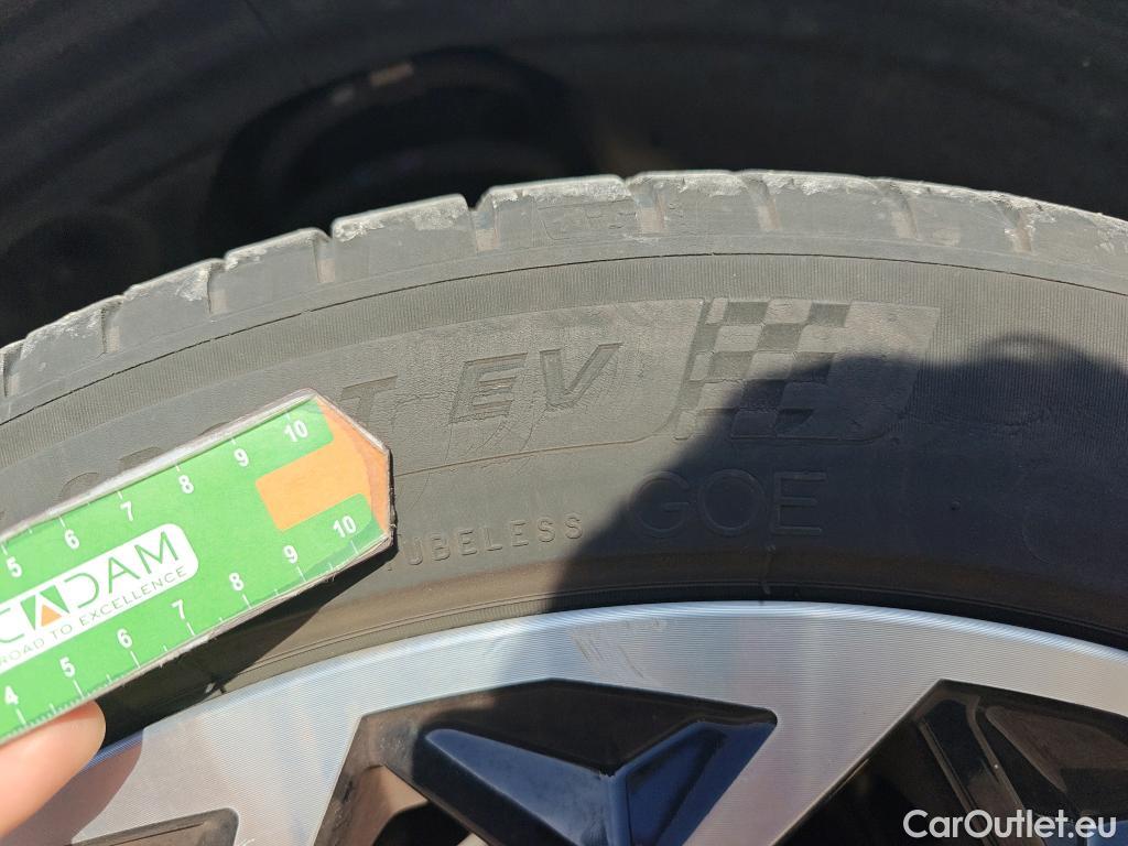  Hyundai   Ioniq HYUNDAI 5 / 2021 / 5P / todoterreno 73KWH 160KW Energy RWD #17