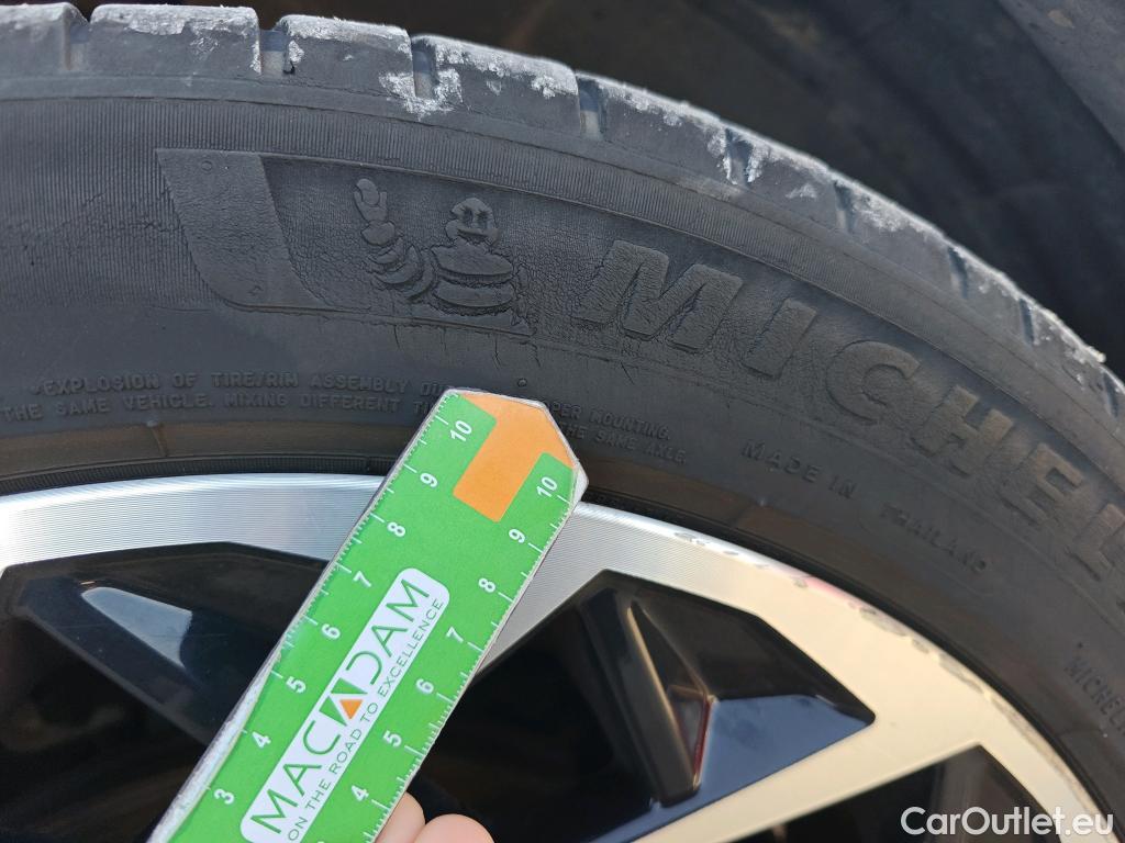  Hyundai   Ioniq HYUNDAI 5 / 2021 / 5P / todoterreno 73KWH 160KW Energy RWD #5