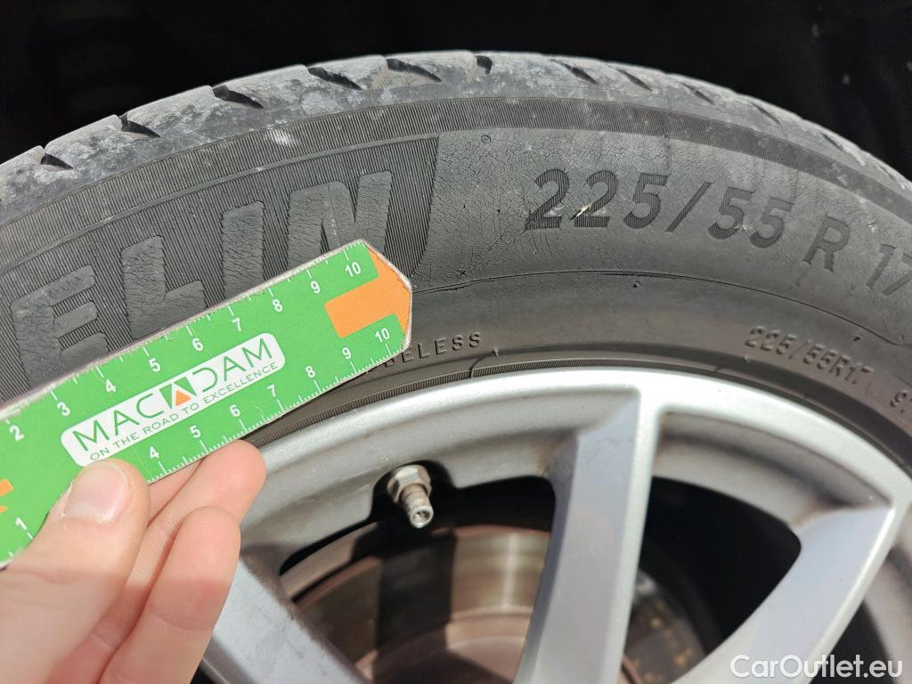  Bmw  X1 BMW  / 2019 / 5P / todoterreno sDrive16d #42