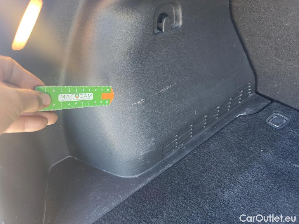  Hyundai  Konna HYUNDAI Kona / 2020 / 5P / todoterreno 1.6 GDI HEV Maxx DCT #5