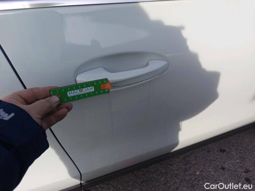  Mercedes  GLA MERCEDES-BENZ  / 2020 / 5P / todoterreno  200 D #12