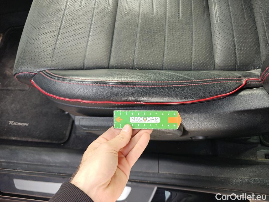  Hyundai  Tucson HYUNDAI  / 2018 / 5P / todoterreno 1.6CRDI 100kW (136CV) 48V N-Line DCT 4X2 #47