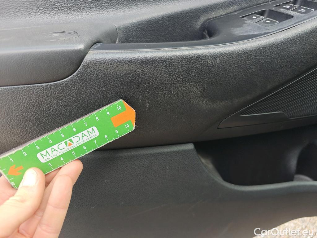  Hyundai  Tucson HYUNDAI  / 2018 / 5P / todoterreno 1.6CRDI 100kW (136CV) 48V N-Line DCT 4X2 #73