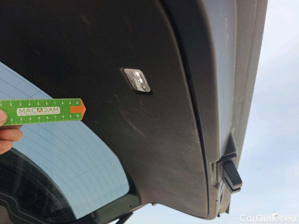  Land Rover  Range Rover LAND ROVER  Velar / 2017 / 5P / todoterreno 2.0 I4 PHEV 297kW (404CV) S 4WD Auto #27