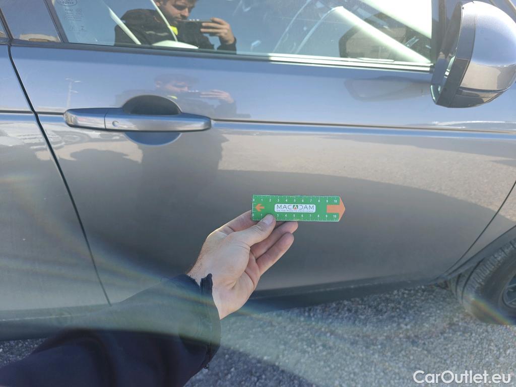  Land Rover  Discovery LAND ROVER  Sport / 2019 / 5P / todoterreno 2.0D eD4 150 PS FWD Manual Standard #22