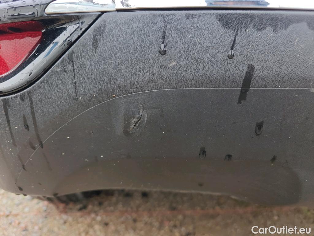  KIA  Sportage KIA  1.6MHEV Drive 100kW(136CV) 4x2(Crist Tintados) #60