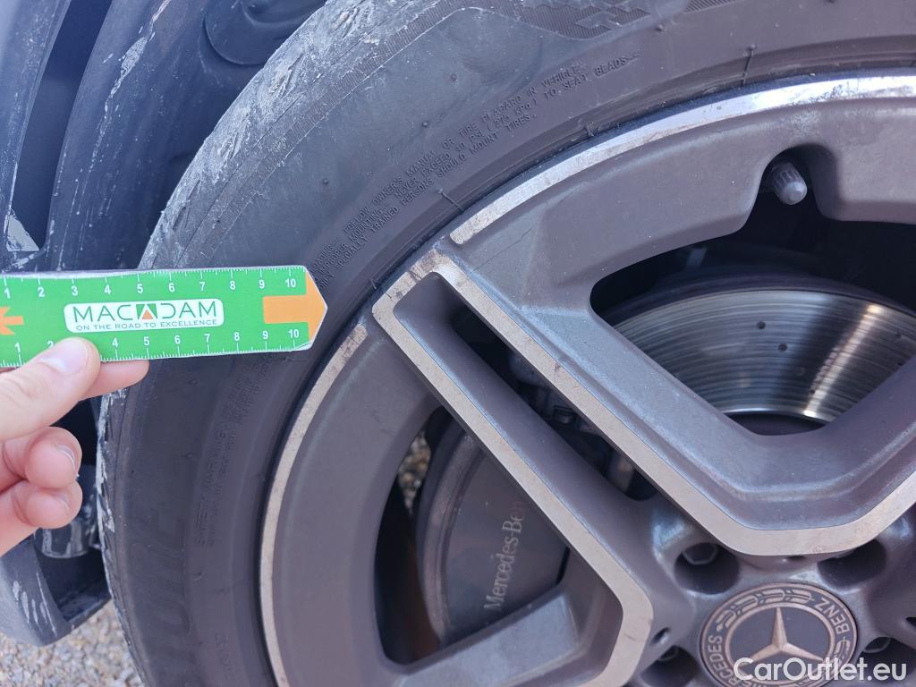  Mercedes  GLA MERCEDES-BENZ  / 2020 / 5P / todoterreno  200 D #55