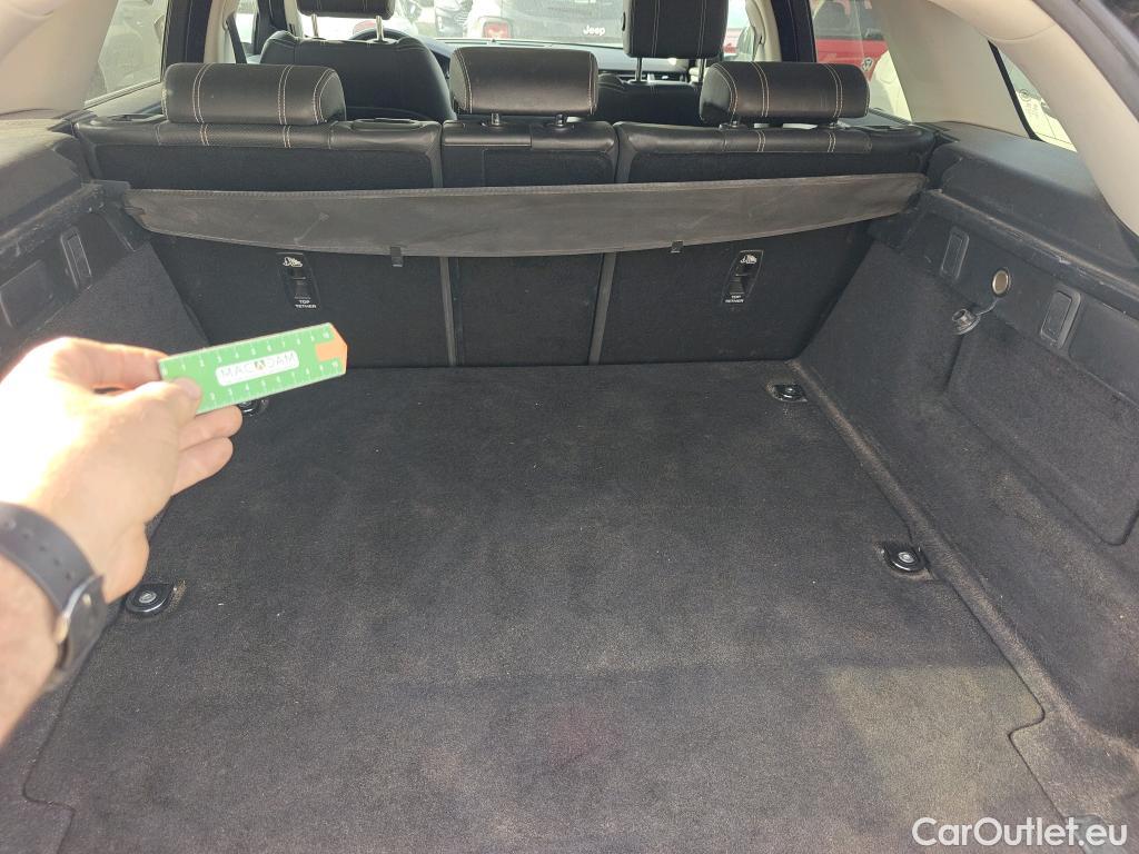  Land Rover  Range Rover LAND ROVER  Velar / 2017 / 5P / todoterreno 2.0 I4 PHEV 297kW (404CV) S 4WD Auto #1