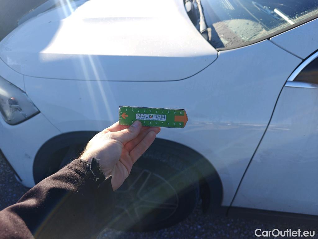  Mercedes  GLA MERCEDES-BENZ  / 2020 / 5P / todoterreno  200 D #33