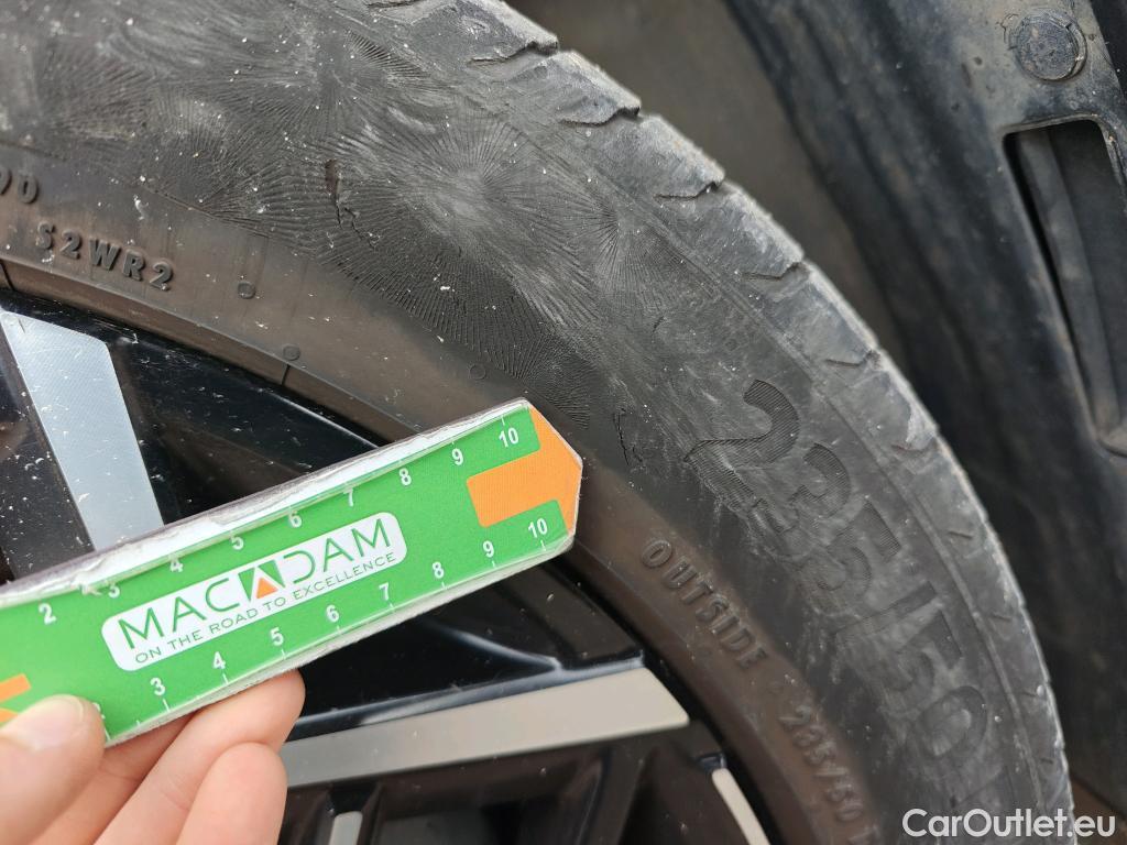  Hyundai  Tucson HYUNDAI  / 2020 / 5P / todoterreno 1.6 TGDI 110kW (150CV) 48V N-Line #4