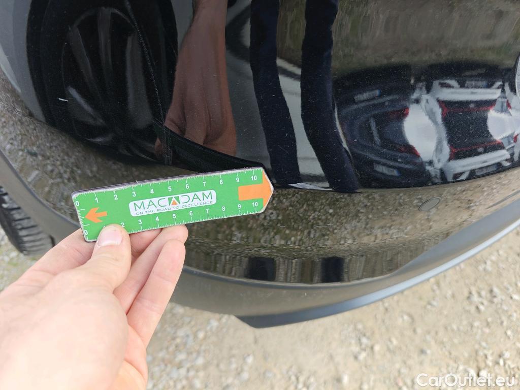  Hyundai  Tucson HYUNDAI  / 2018 / 5P / todoterreno 1.6CRDI 100kW (136CV) 48V N-Line DCT 4X2 #93