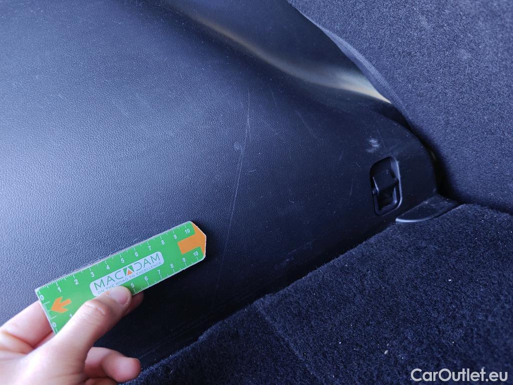  Hyundai  Tucson HYUNDAI  / 2020 / 5P / todoterreno 1.6 CRDI 100kW (136CV) 48V Tecno DCT 2C #8