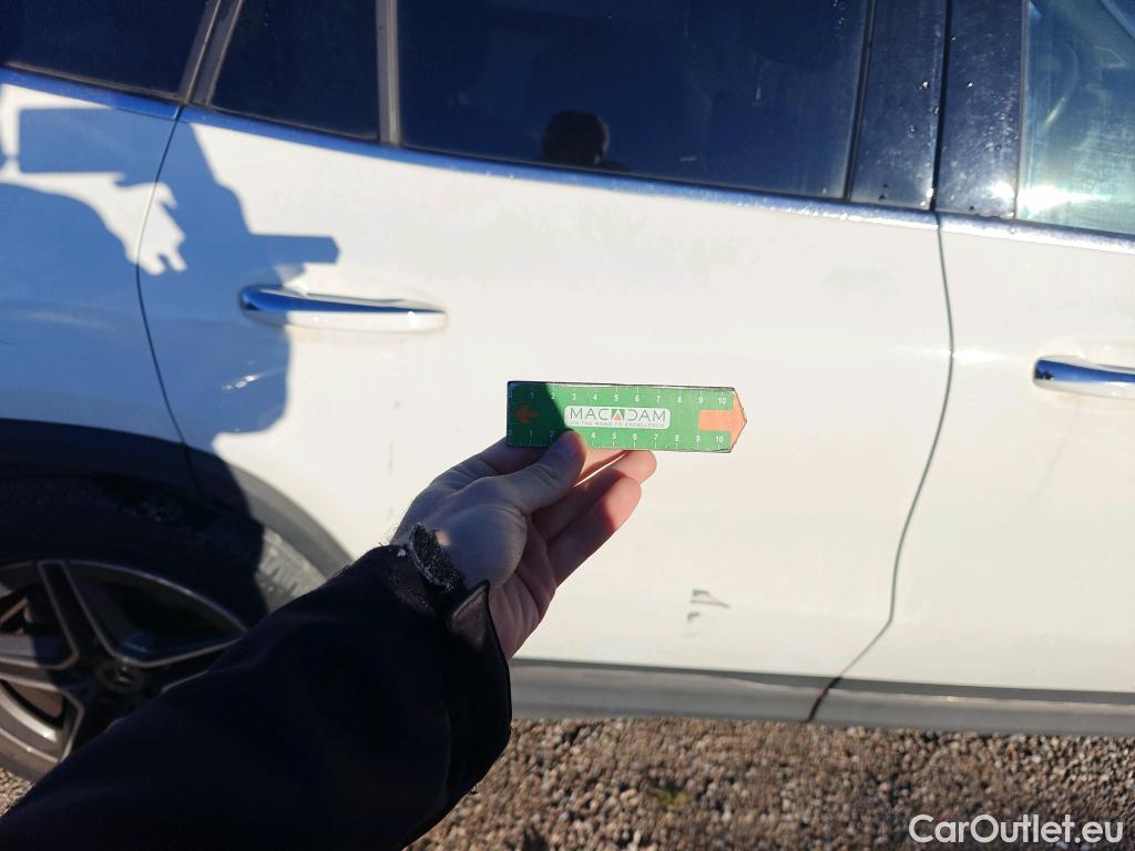  Mercedes  GLA MERCEDES-BENZ  / 2020 / 5P / todoterreno  200 D #4