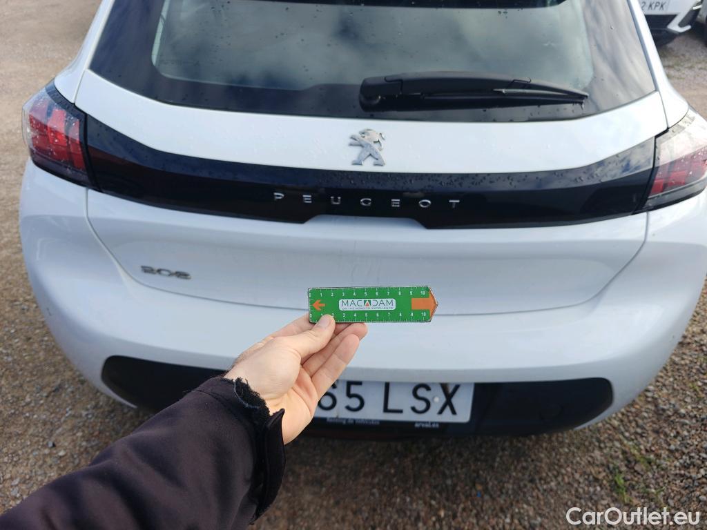  Peugeot  208 PEUGEOT  / 2019 / 5P / berlina con portón BlueHDi 73kW (100CV) Active Pack (AC) #60