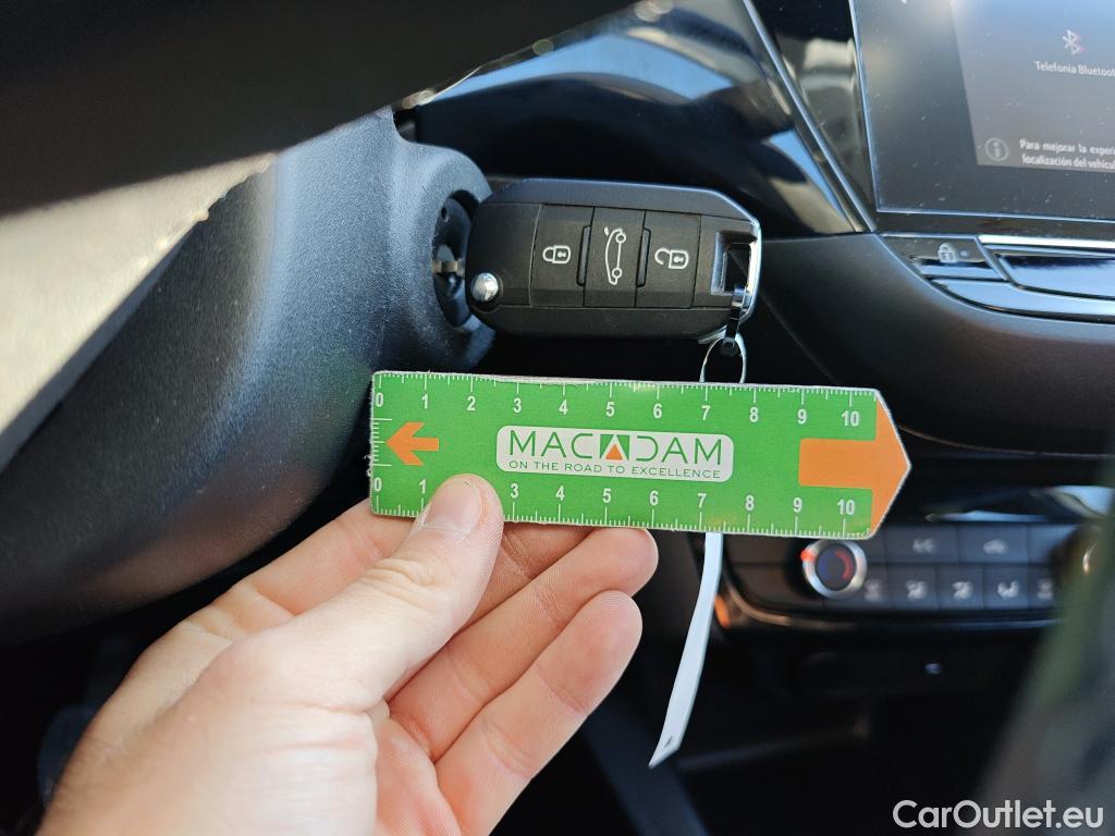  Opel  Corsa OPEL  1.2T XHL 74kW (100CV) Elegance #2