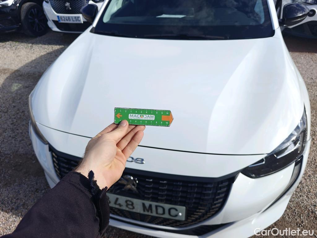  Peugeot  208 PEUGEOT  / 2019 / 5P / berlina con portón BlueHDi 73kW (100CV) Active #61