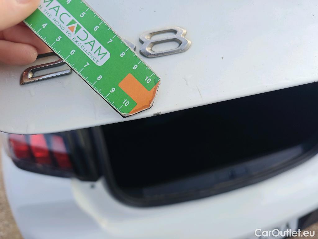  Peugeot  208 PEUGEOT  / 2019 / 5P / berlina con portón BlueHDi 73kW (100CV) Active Pack (AC) #61