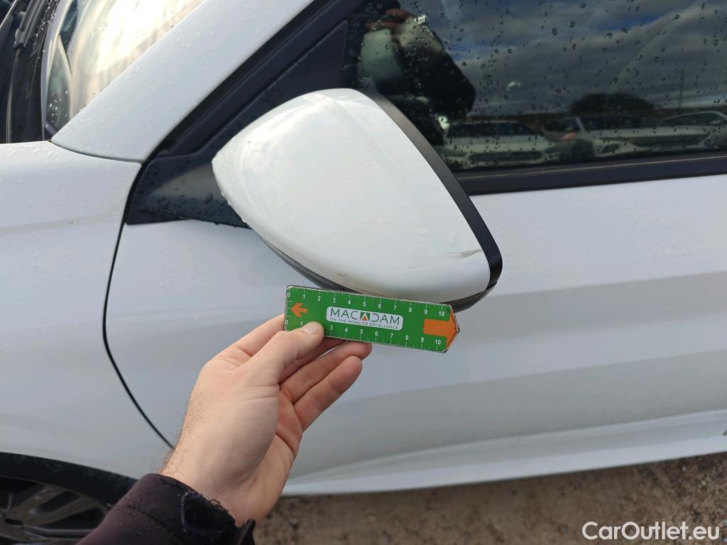  Peugeot  208 PEUGEOT  / 2019 / 5P / berlina con portón BlueHDi 73kW (100CV) Active Pack (AC) #62