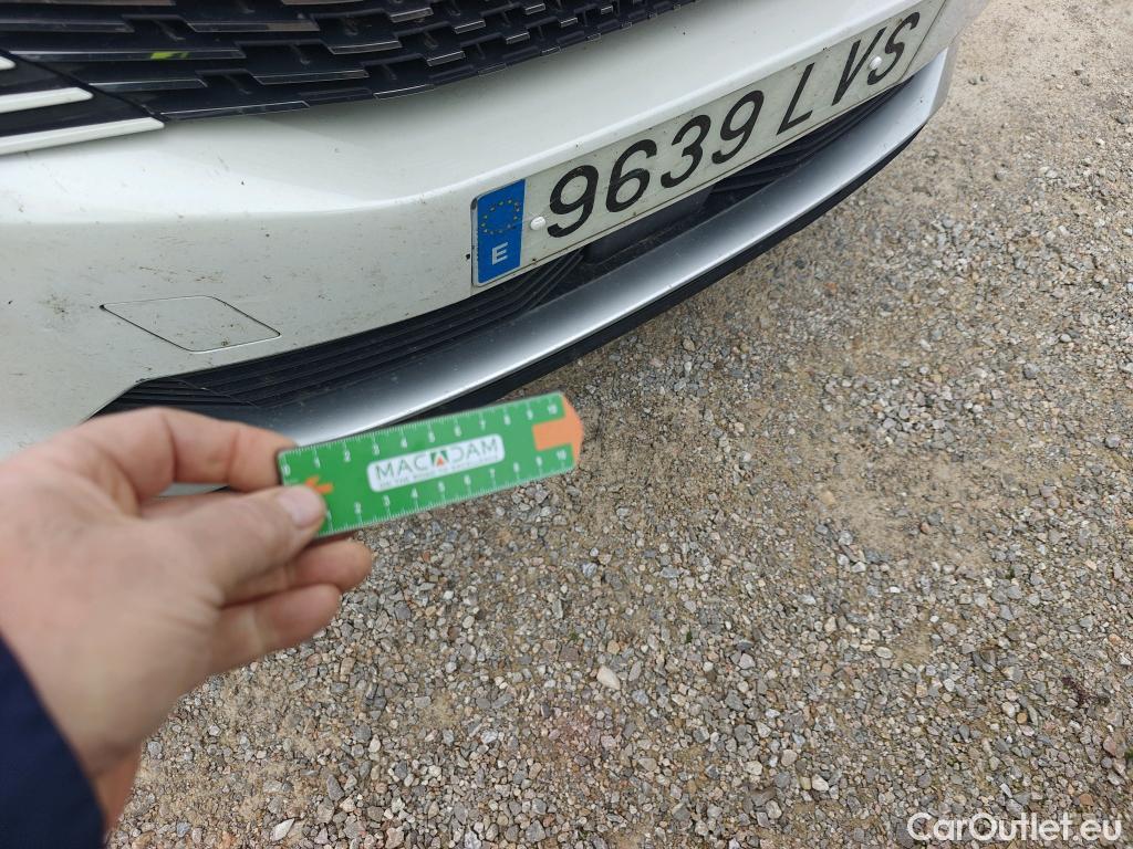  Peugeot  3008 PEUGEOT  / 2020 / 5P / todoterreno 1.5 BlueHDi 96kW S&S GT EAT8 #24