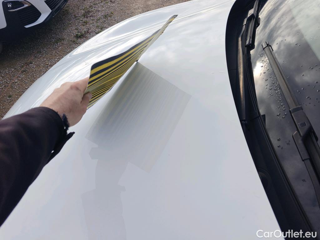  Peugeot  208 PEUGEOT  / 2019 / 5P / berlina con portón BlueHDi 73kW (100CV) Active Pack (AC) #17