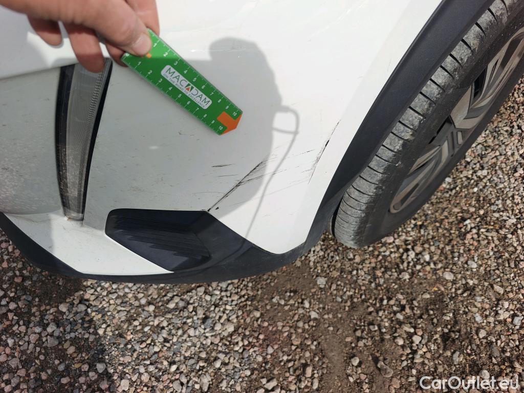  Peugeot  2008 PEUGEOT  / 2019 / 5P / todoterreno Active Puretech 100 S&S BVM6 #24