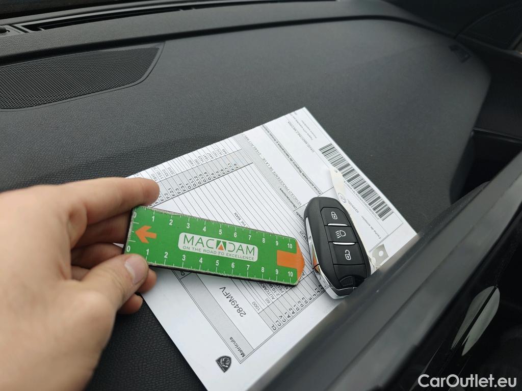  Peugeot  3008  Active Pack 1.2 PureTech 130CV MT6 E6d #2