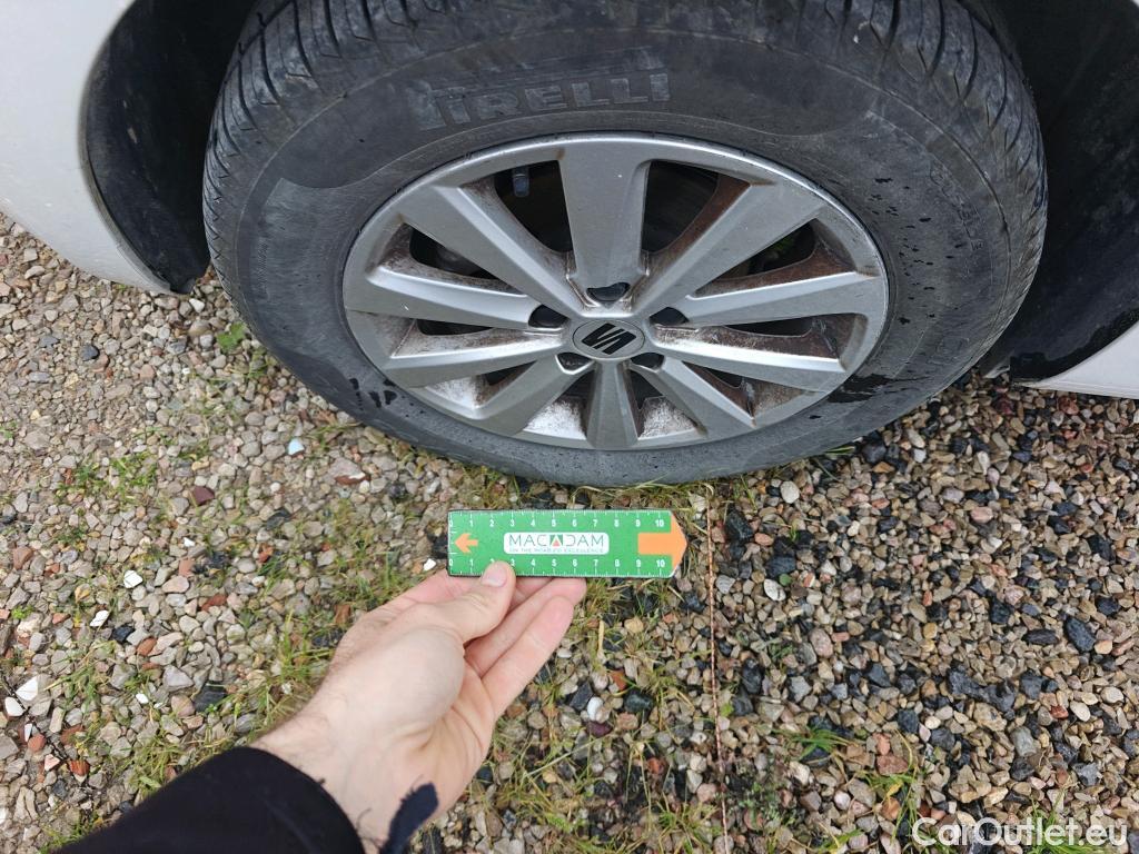  Seat  Ibiza SEAT  / 2017 / 5P / berlina con portón 1.0 TSI 81kW (110CV) Style Plus(SP) #17