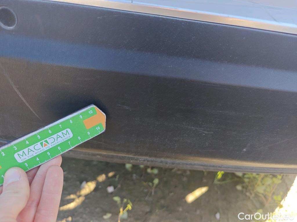  Peugeot  2008 PEUGEOT  / 2019 / 5P / todoterreno Allure BlueHDI 81kW (110CV) #25