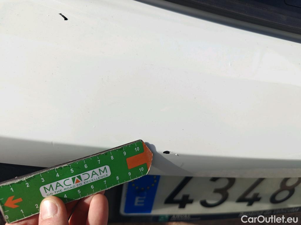  Peugeot  208 PEUGEOT  / 2019 / 5P / berlina con portón BlueHDi 73kW (100CV) Active #50