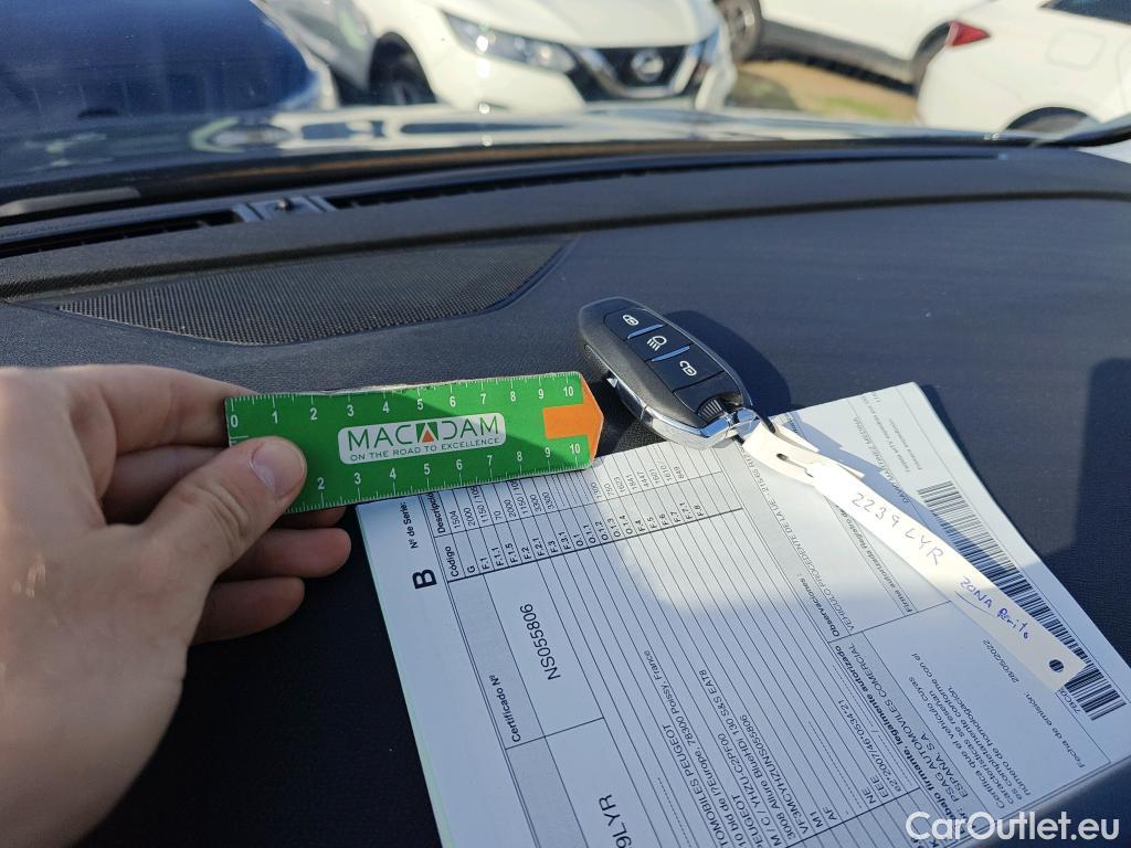  Peugeot  3008 PEUGEOT  / 2020 / 5P / todoterreno 1.5 BlueHDi 96kW (130CV) S&S Allure EAT8 #1